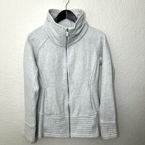 Lululemon Radiant Jacket II Heathered White W4AOWS Size 8
